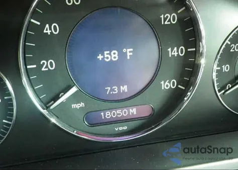 2009 Mercedes-Benz E350 4M Awd z USA, uszkodzony, nr VIN WDBUF87X29B423163